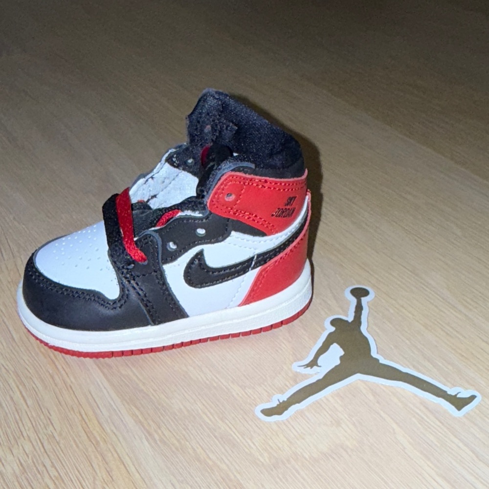 Jordan 1 Retro High OC (TD) White Black Varsity Red Sail